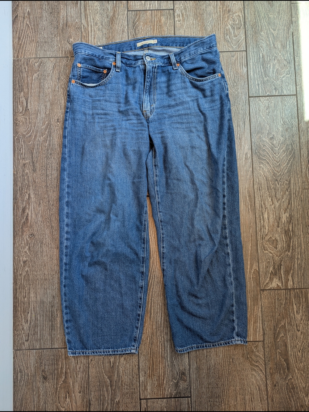 Levi's Baggy Dad Jean Size 31 X 28 Medium Wash Lycocell Blend Lightweight